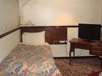 Foxwood Guest House Robin Hood Экстерьер фото